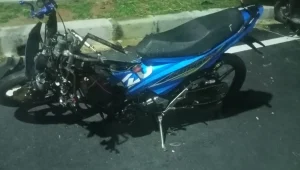 Braak..! Satria FU & Honda Beat Laga Kambing di Jalur Masuk Sport Center, Anak Amplas Tewas