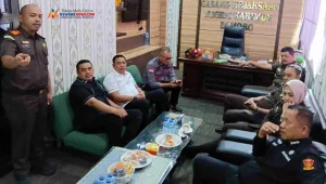 Kajati Kepri Kunjungi Cabjari Moro, Dorong Pendampingan Pengelolaan Dana Desa