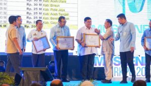 Di Musrenbang RKPD Sumut 2027, Bupati Deli Serdang Teken MoU dan Raih Penghargaan Mendagri