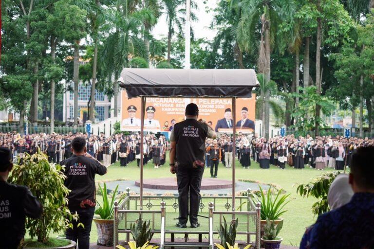 Bupati Lepas 1.555 Petugas Sensus Ekonomi 2026, Tekankan Kejujuran Data Lapangan