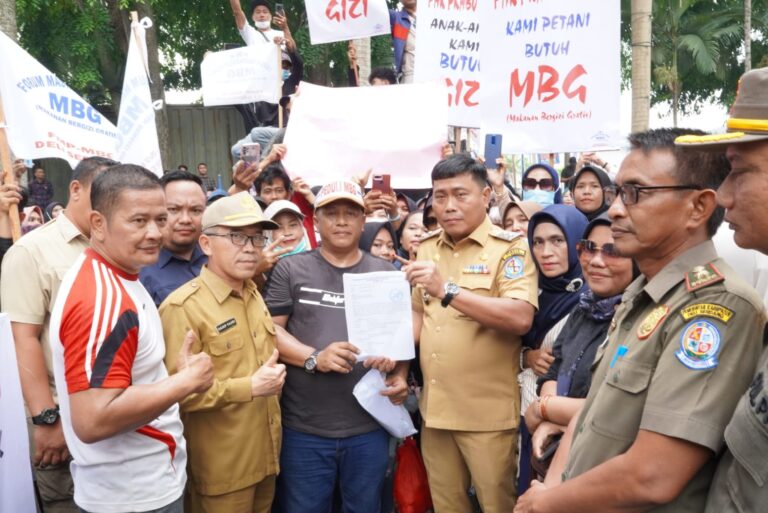 Wakil Bupati Deli Serdang Terima Aspirasi Masyarakat Peduli MBG