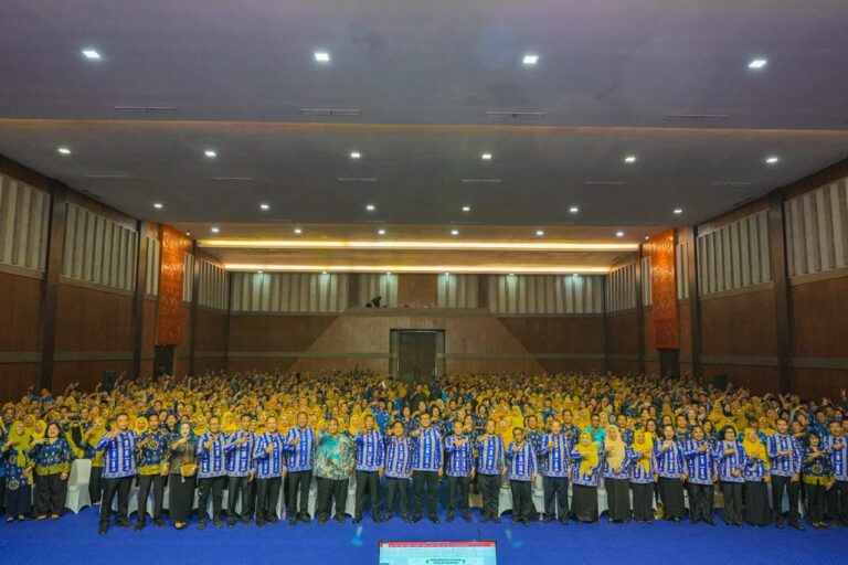 evaluasi Kinerja Kepala Sekolah, Bupati Targetkan Sekolah Berkategori “Cukup” Naik Menjadi “Baik”