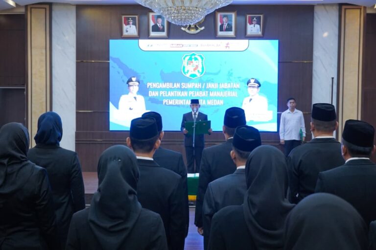 22 Pejabat Manajerial Pemko Medan Dilantik, Sekda: Ambisi Tak Boleh Kalahkan Integritas