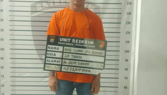 Rusak Jendela, Asiong Curi 5 HP
