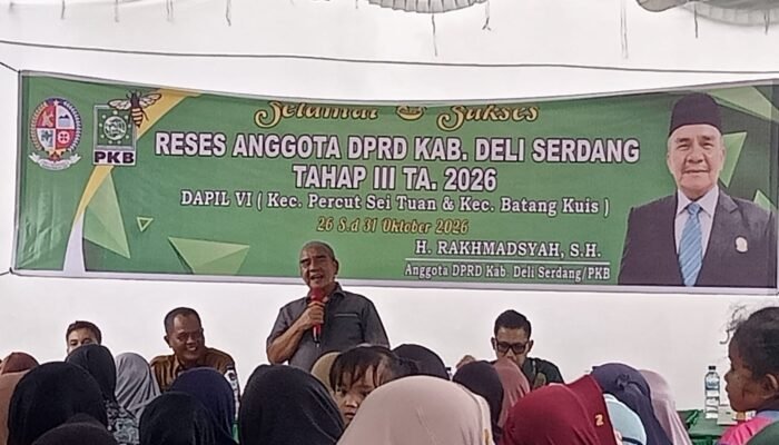 Reses H. Rahmadsyah di Desa Baru Soroti Kesejahteraan Petani, Bersama dr. Dewi Fitriana Sosialisasikan Ranperda Kepemudaan